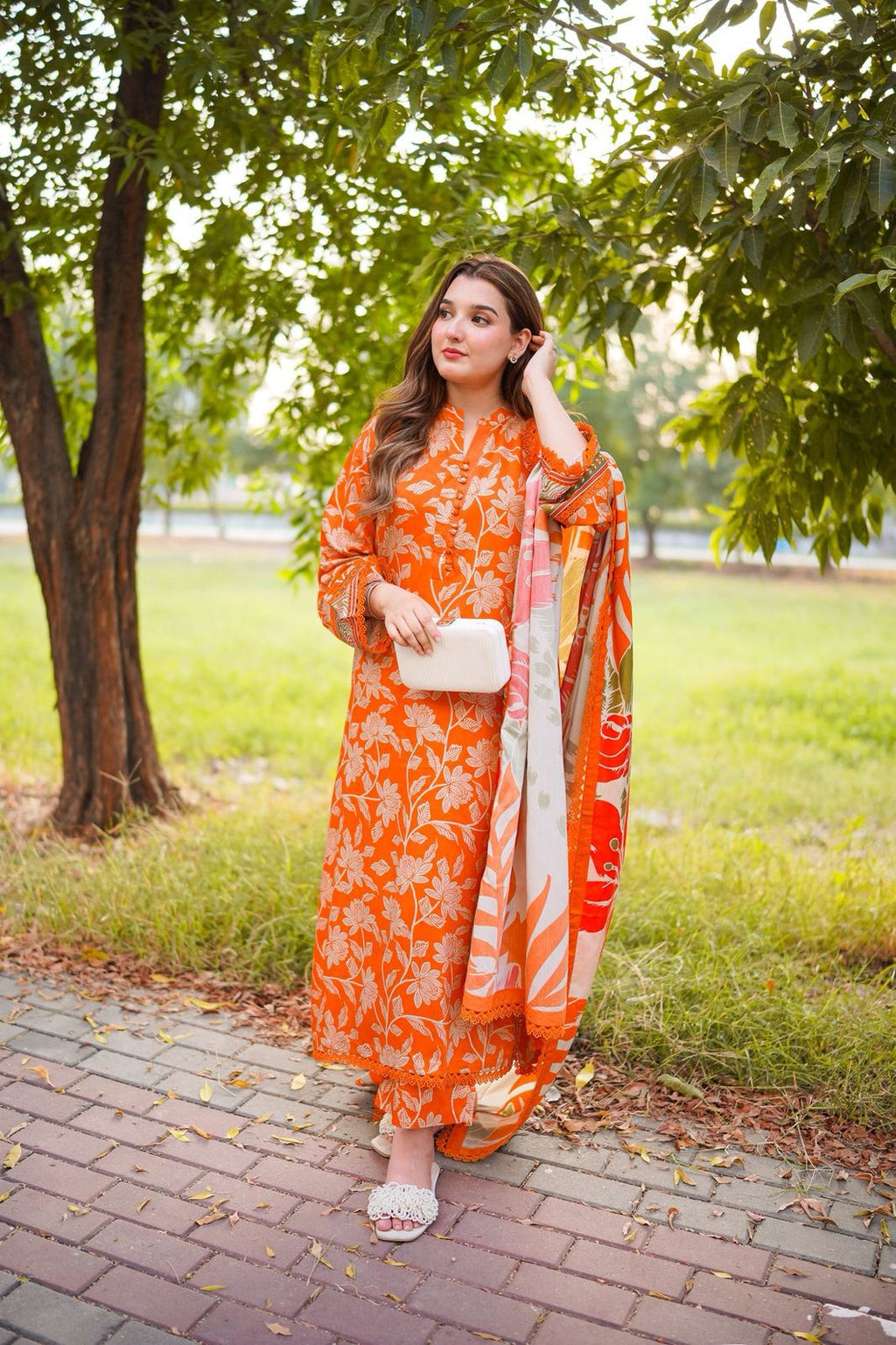 Aneela’s 3PC Lawn Suit – Allover Printed with Digital Chiffon Dupatta | 90/70 Lawn