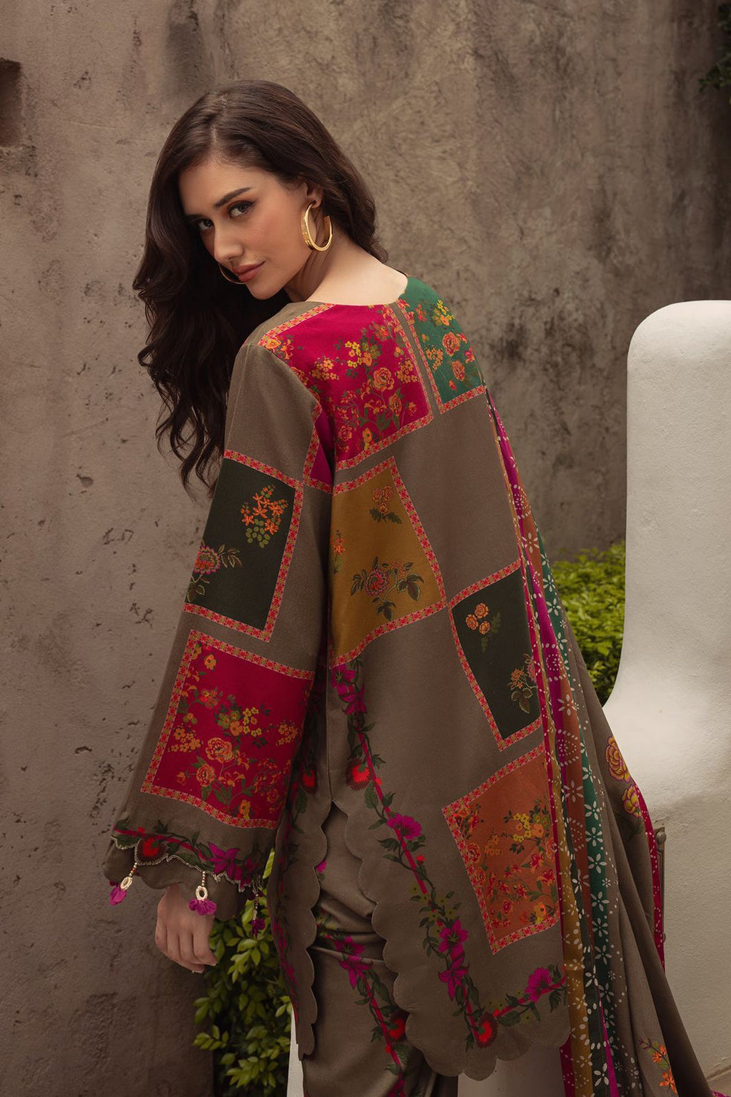 Charizma Lawn 3PC 90/70 – Allover Printed with Chiffon Dupatta