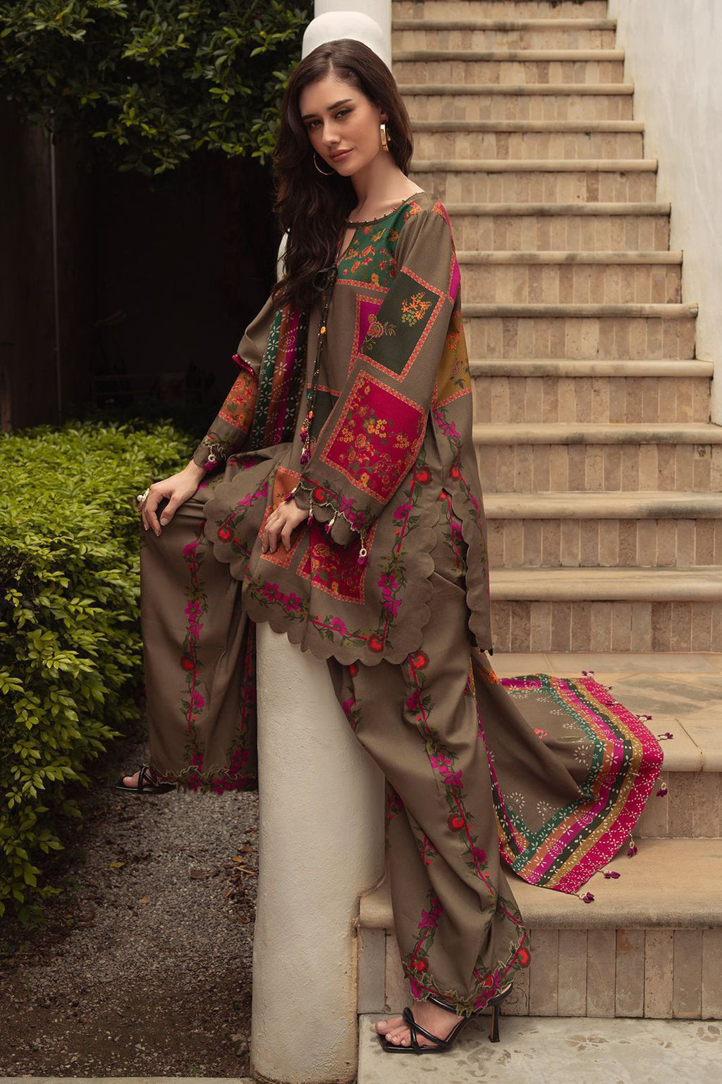 Charizma Lawn 3PC 90/70 – Allover Printed with Chiffon Dupatta