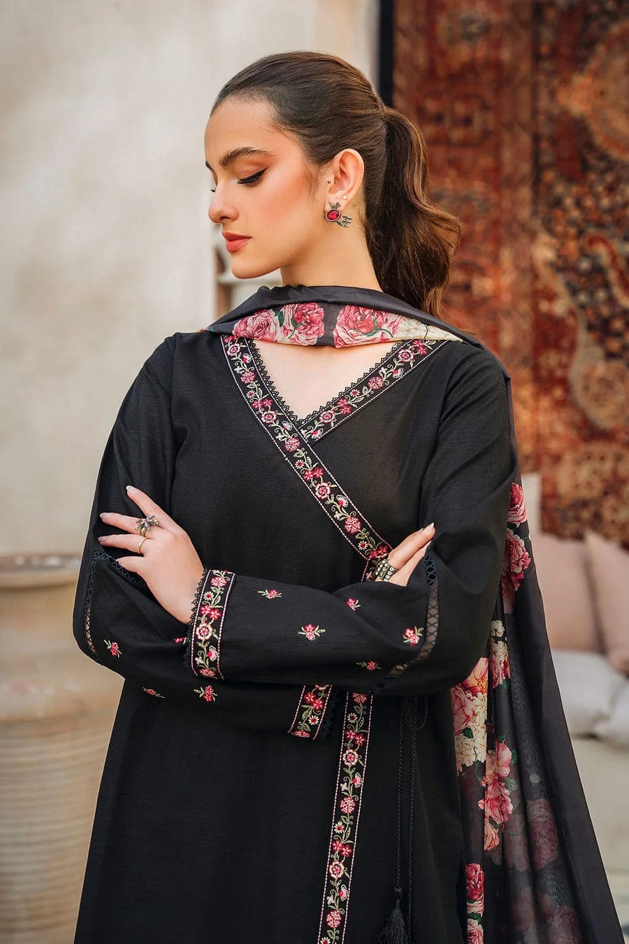 Urge Summer Collection – Pure Lawn 3PC Heavy Embroidered Suit